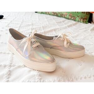 NWOT Keds Metallic Iridescent Silver Pointed Toe Platform Women's Shoes Size 8